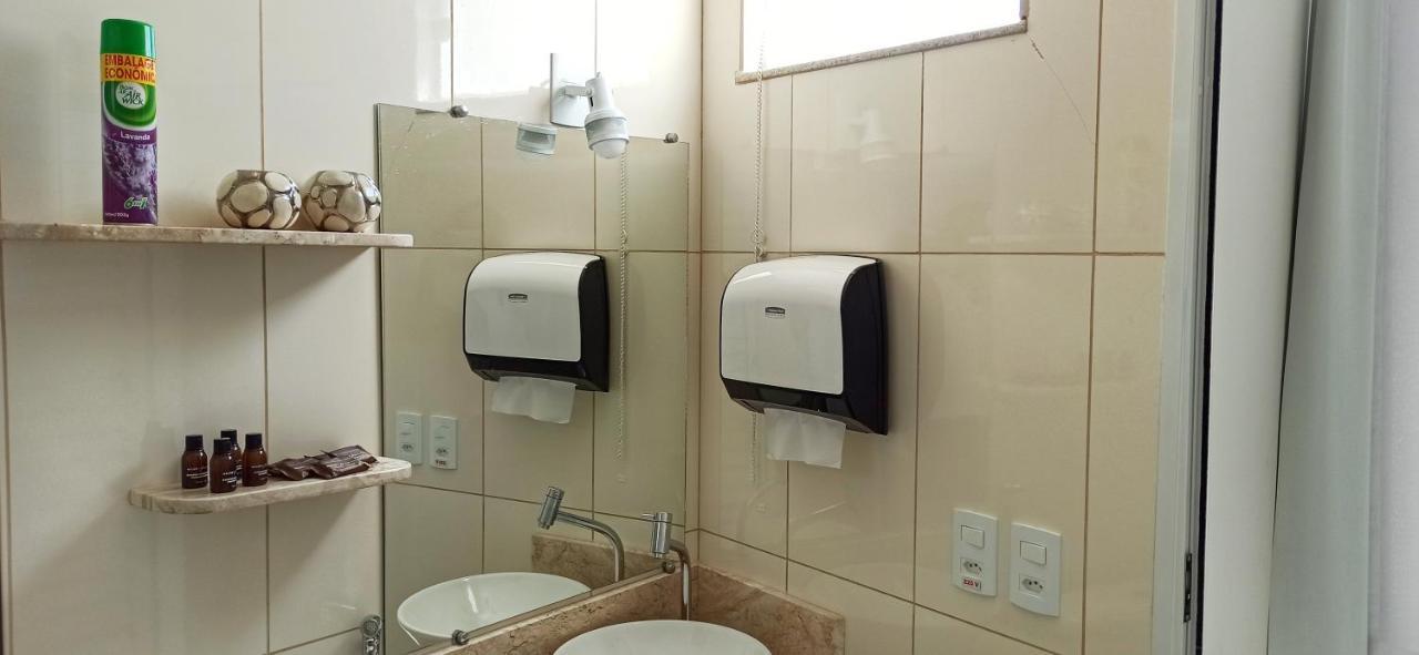 Hotel Pousada Familia De Nazare Cachoeira Paulista Bagian luar foto